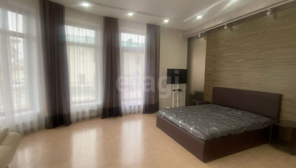 
  Продается 3-комн. квартира, 110 м², Красина ул, д. 6
. Фото 3.