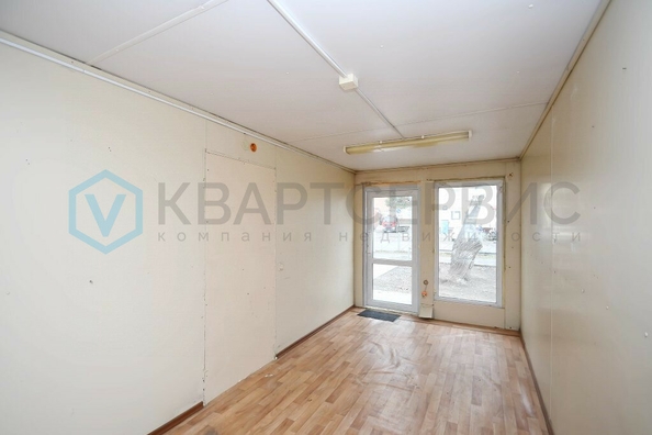 
  Сдается торговая площадь, 20 м², Челюскинцев 4-я ул, д. 66А
. Фото 2.