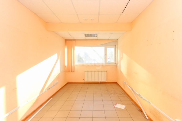 
  Сдается офис, 199 м², Комарова пр-кт, д. 11/3
. Фото 4.