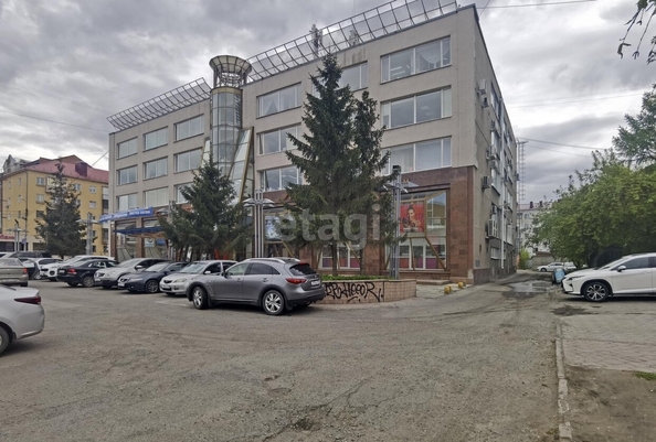 
  Сдается универсальное помещение, 228 м², Масленникова ул, д. 28
. Фото 2.