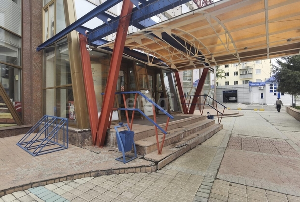
  Сдается универсальное помещение, 228 м², Масленникова ул, д. 28
. Фото 3.