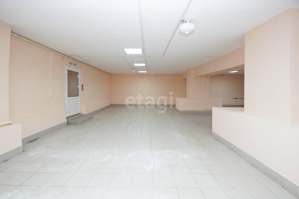 
  Сдается универсальное помещение, 350 м², Лесной проезд, д. 9
. Фото 2.