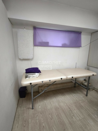 
  Продается универсальное помещение, 32.7 м², Перелета ул, д. 20
. Фото 1.