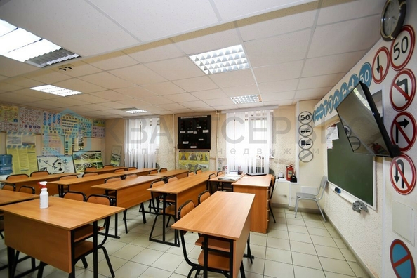 
  Продается офис, 224 м², Заозерная ул, д. 17/1
. Фото 4.