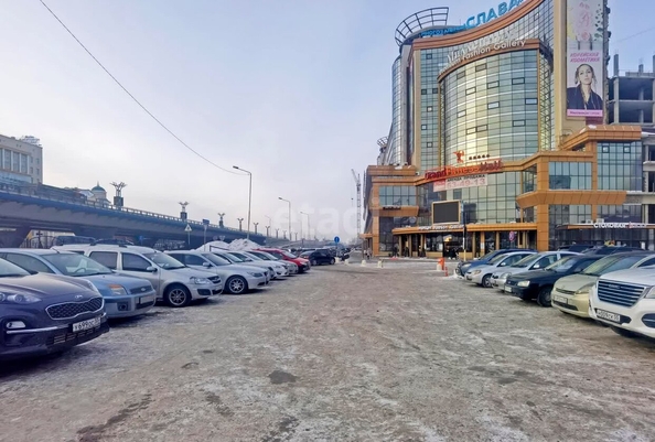 
  Продается универсальное помещение, 475.5 м², Фрунзе ул, д. 1к4
. Фото 2.
