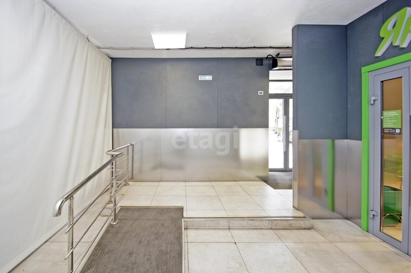 
  Продается универсальное помещение, 649 м², Транспортная 4-я ул, д. 52
. Фото 4.