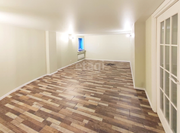 
  Продается универсальное помещение, 59.2 м², Комарова пр-кт, д. 19
. Фото 4.