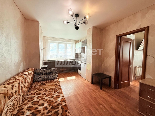 
  Продается 1-комн. квартира, 42.7 м², Светловская ул, д. 4
. Фото 4.