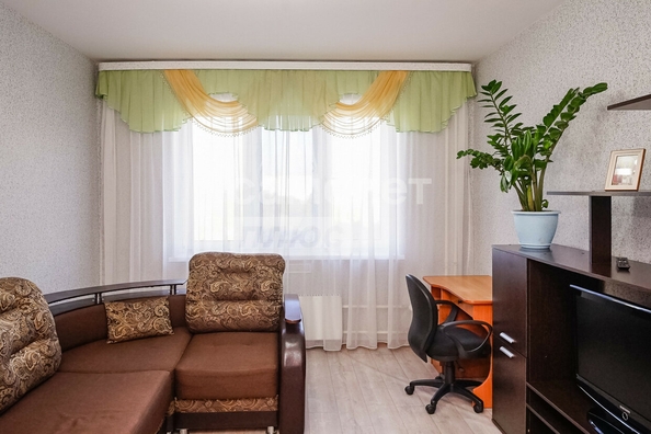 
  Продается 3-комн. квартира, 76 м², Завертяева ул, д. 9Д
. Фото 1.