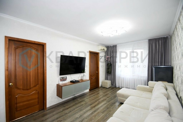 
  Продается 3-комн. квартира, 49.3 м², Володарского ул, д. 122
. Фото 4.