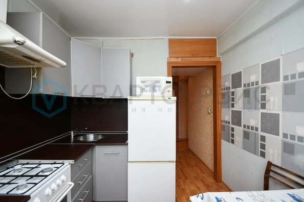 
  Продается 2-комн. квартира, 44.7 м², Блюхера ул, д. 14
. Фото 2.