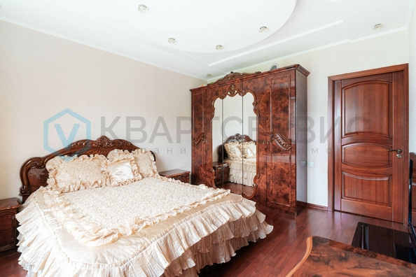 
  Продается 2-комн. квартира, 52 м², 70 лет Октября ул, д. 22/2
. Фото 5.