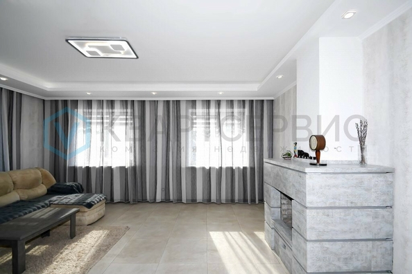 
  Продается дом, 219.2 м², Омск
. Фото 1.