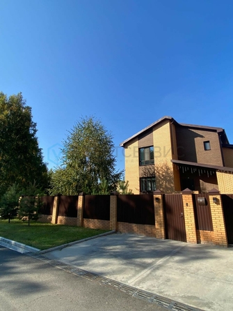 
  Продается дом, 219.2 м², Омск
. Фото 4.