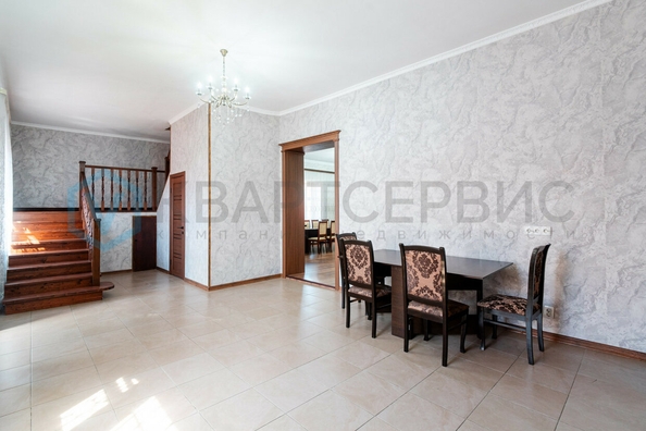 
  Продается дом, 335 м², Омск
. Фото 2.