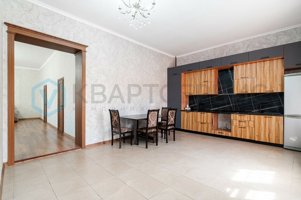 
  Продается дом, 335 м², Омск
. Фото 3.
