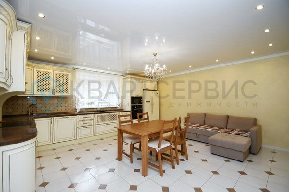 
  Продается дом, 180 м², Омск
. Фото 5.