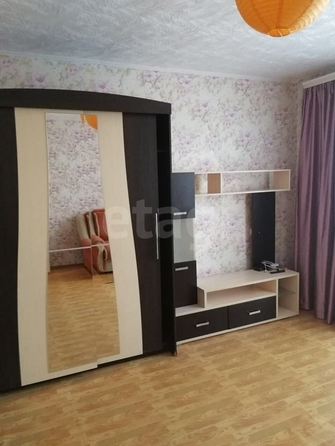 
  Продается 1-комн. квартира, 40.2 м², Линия 6-я ул, д. 180
. Фото 4.