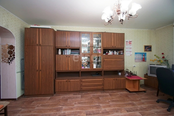 
  Продается 3-комн. квартира, 62 м², Пушкина ул, д. 140
. Фото 3.