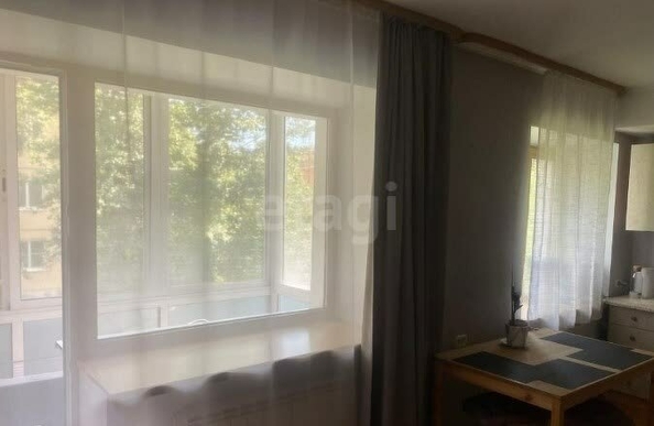 
  Продается 2-комн. квартира, 41 м², Полковая ул, д. 28
. Фото 1.