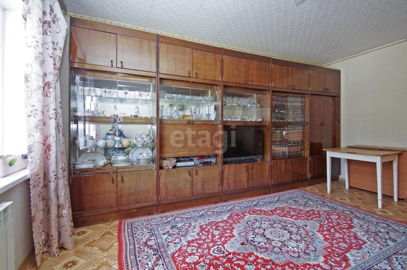 
  Продается 3-комн. квартира, 63 м², Кирова ул, д. 5
. Фото 2.