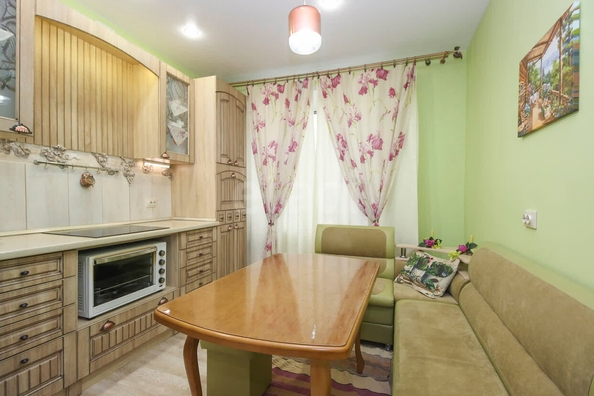 
  Продается 2-комн. квартира, 57.8 м², 12 Декабря ул, д. 117
. Фото 5.
