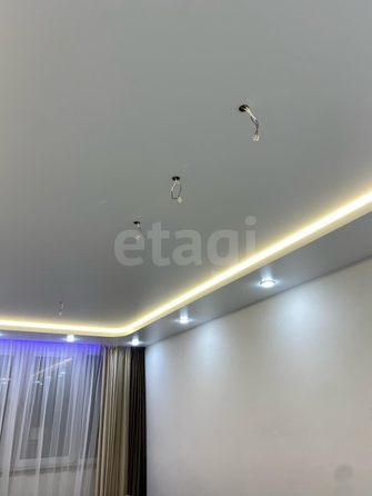 
  Продается 2-комн. квартира, 60 м², Линия 13-я ул, д. 37к6
. Фото 3.
