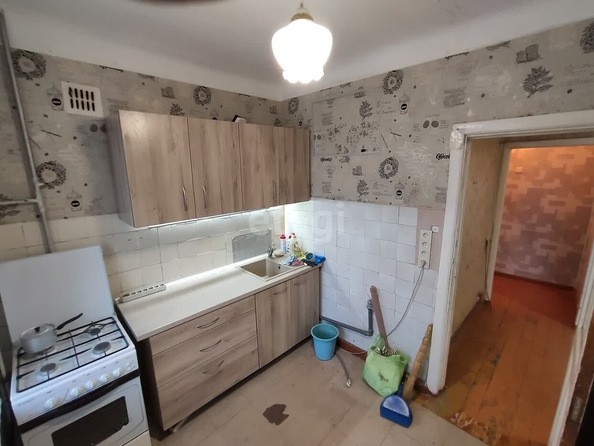 
  Продается 2-комн. квартира, 42.5 м², Ленинградская пл, д. 1
. Фото 2.