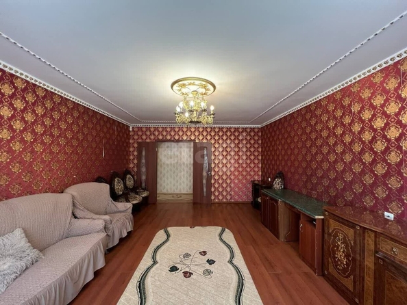 
  Продается 4-комн. квартира, 103.8 м², Омская ул, д. 134к1
. Фото 3.