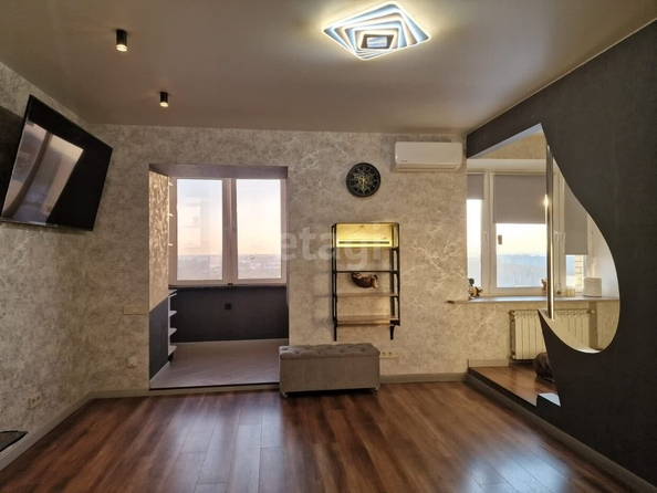 
  Продается 1-комн. квартира, 38.6 м², Комарова пр-кт, д. 11/4
. Фото 4.