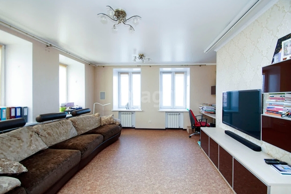 
  Продается 3-комн. квартира, 106 м², Арнольда Нейбута ул, д. 14
. Фото 2.