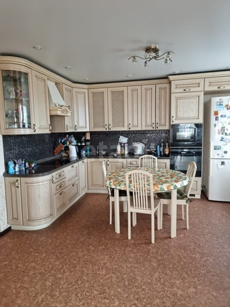 
  Продается 3-комн. квартира, 106 м², Арнольда Нейбута ул, д. 14
. Фото 4.