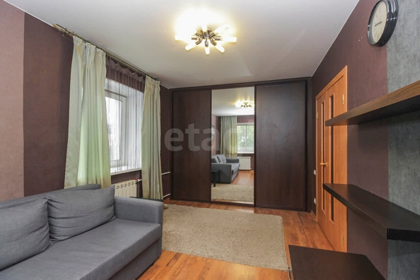 
  Продается 1-комн. квартира, 30.7 м², Красина ул, д. 1
. Фото 2.