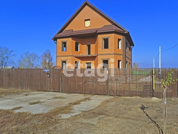 
  Продается дом, 260 м², Омск
. Фото 2.