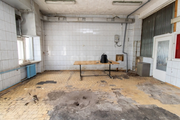 
  Сдается универсальное помещение, 268.5 м², 20 лет РККА ул, д. 302
. Фото 2.