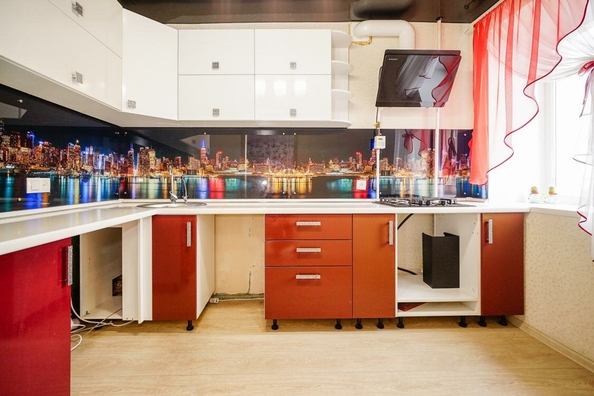
  Продается 4-комн. квартира, 72 м², Железнодорожный 3-й пер, д. 11
. Фото 5.
