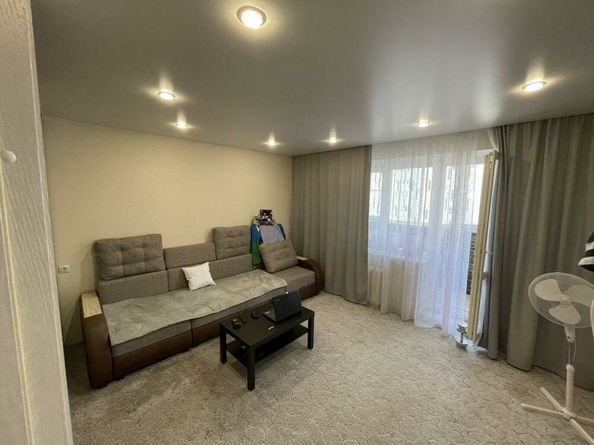 
  Продается 1-комн. квартира, 40.4 м², Малиновского ул, д. 23к1
. Фото 3.