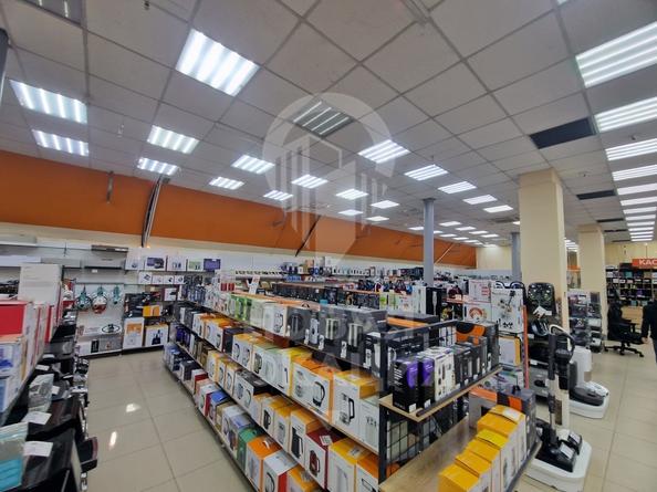 
  Сдается универсальное помещение, 700 м², 10 лет Октября ул, д. 109
. Фото 20.