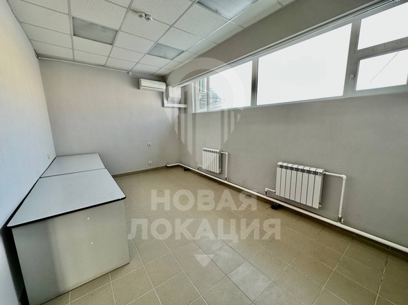 
  Сдается офис 22.4 м². Фото 1.