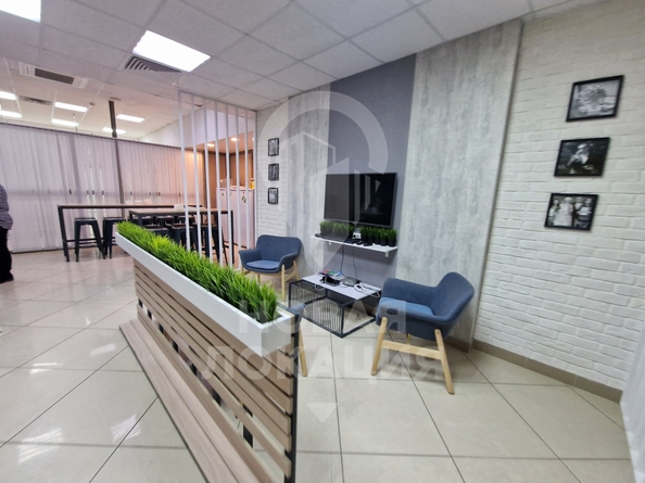 
  Сдается офис 1500 м². Фото 12.