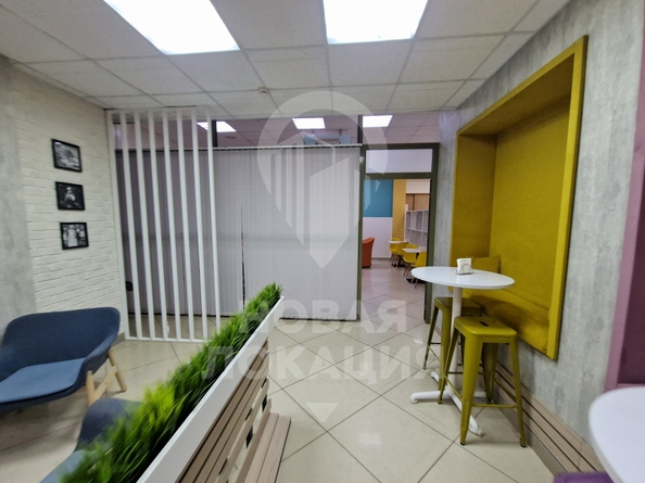 
  Сдается офис 6000 м². Фото 12.