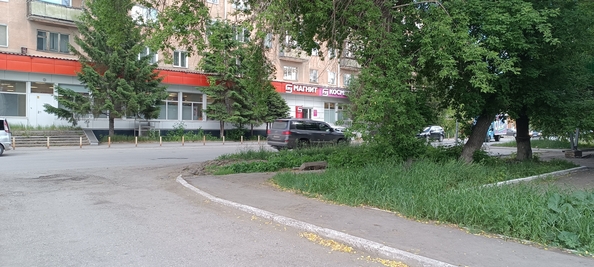 
  Продам квартиру под нежилое 52 м². Фото 5.