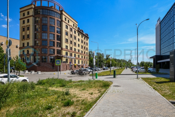 
  Продается 4-комн. квартира 237.4 м². Фото 44.