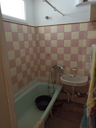 
  Продам 4-комн. квартиру 62.5 м². Фото 6.