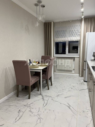 
   Продам 3-комнатную, 94 м², Нечевский пер, 2

. Фото 2.