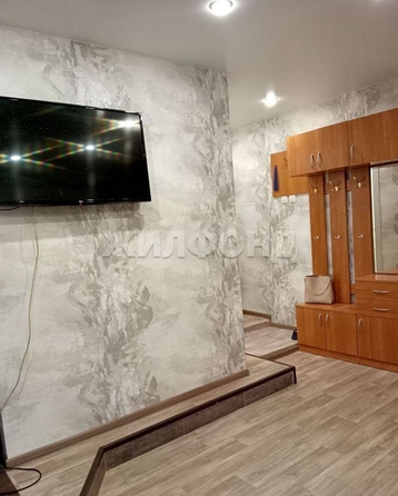 
   Продам 4-комнатную, 30 м², Енисейская ул, 27

. Фото 4.