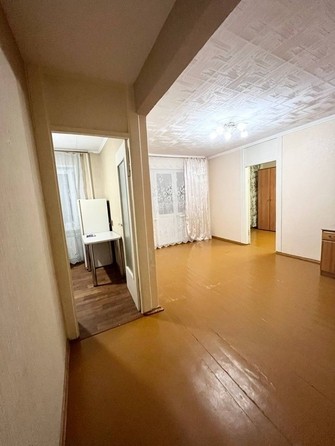 
   Продам 2-комнатную, 46.6 м², Бела Куна ул, 30

. Фото 4.