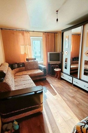 
   Продам 1-комнатную, 28 м², Иркутский тракт, 200

. Фото 3.