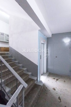 
   Продам 2-комнатную, 53.3 м², Суворова ул, 14

. Фото 10.