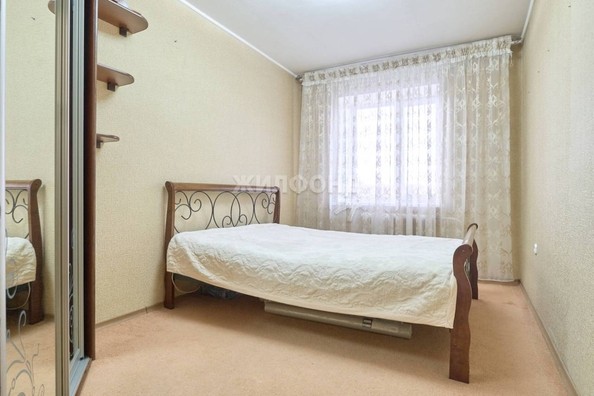 
   Продам 2-комнатную, 69.5 м², Новосибирская ул, 35

. Фото 7.